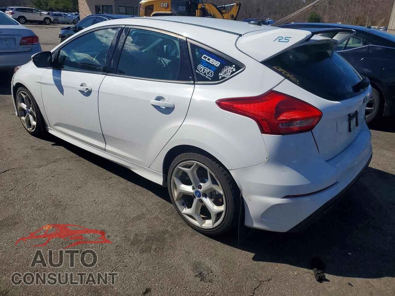 FORD FOCUS 2017 - WF0DP3THXH4125265