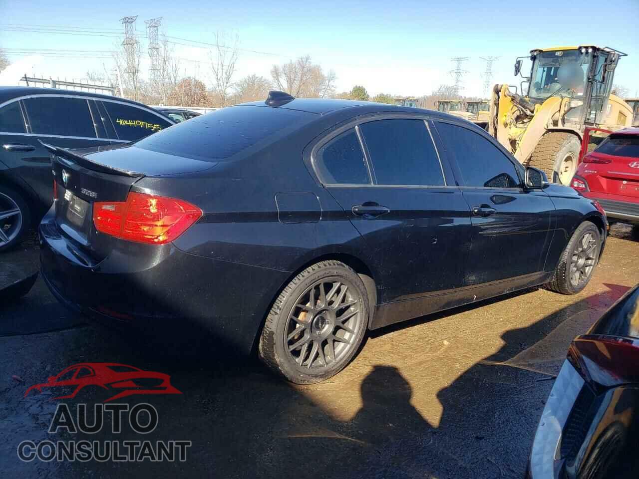 BMW 3 SERIES 2013 - WBA3B5G56DNP40468