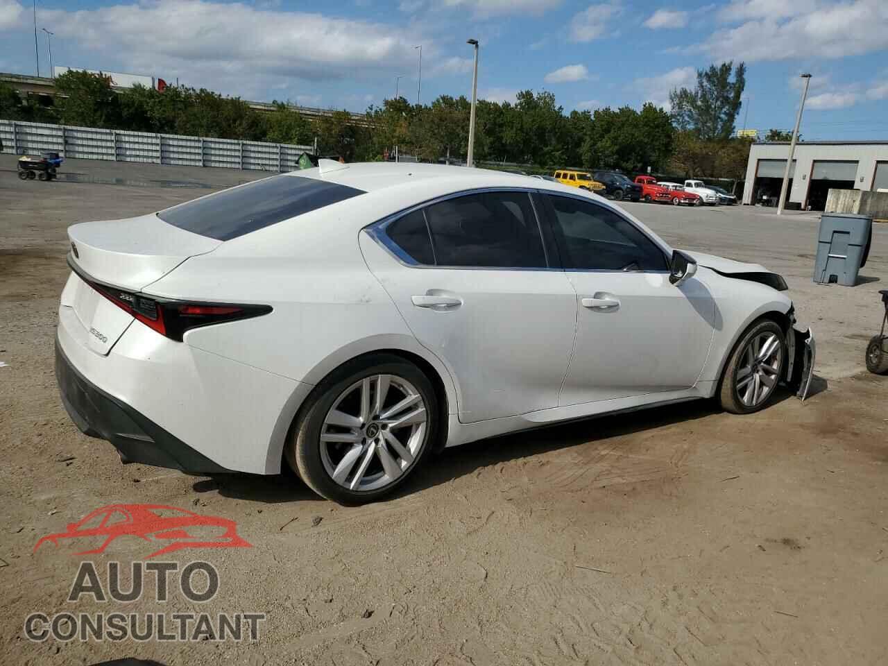LEXUS IS 2022 - JTHAA1D22N5118921