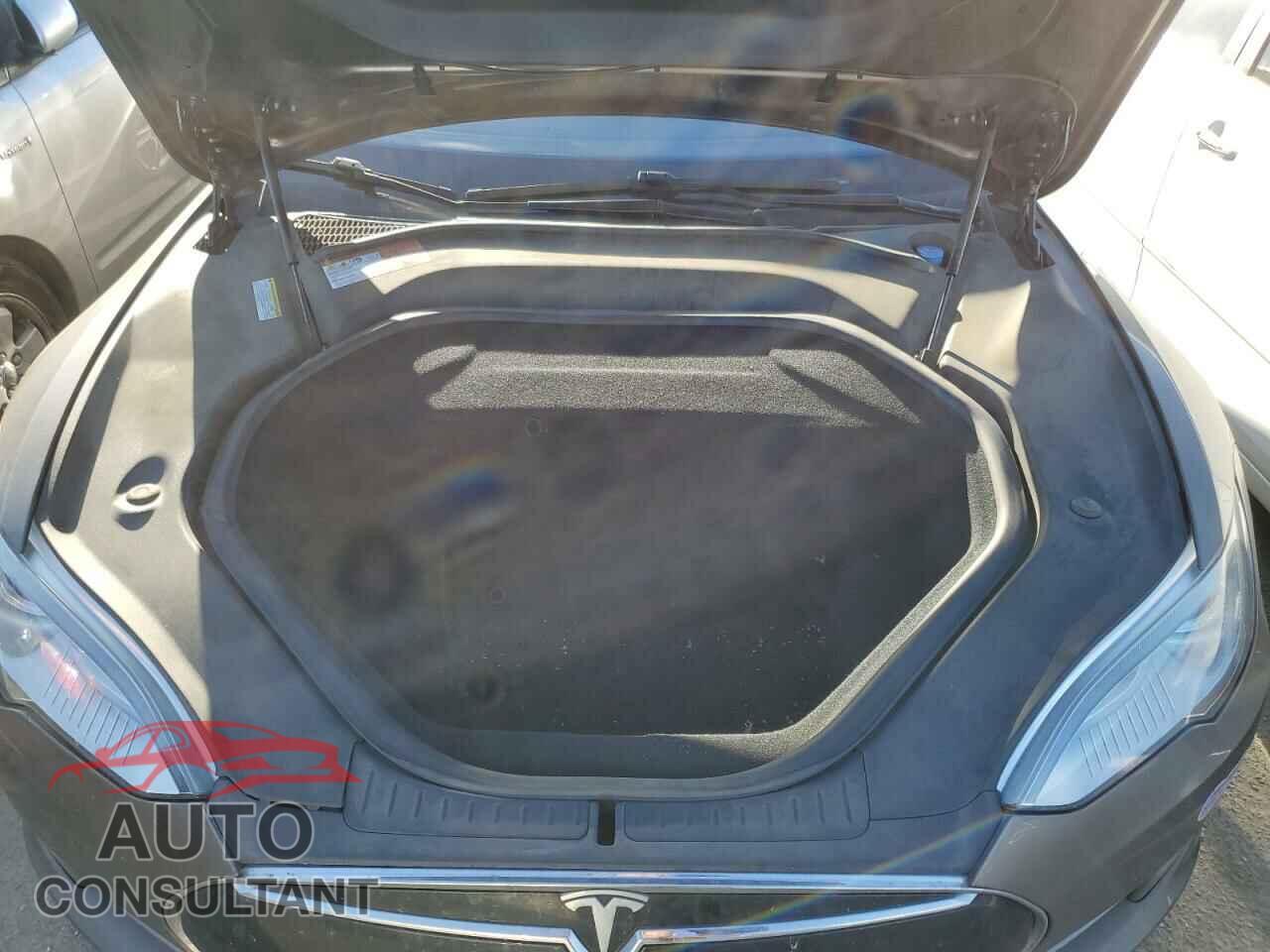 TESLA MODEL S 2016 - 5YJSA1E20GF129471