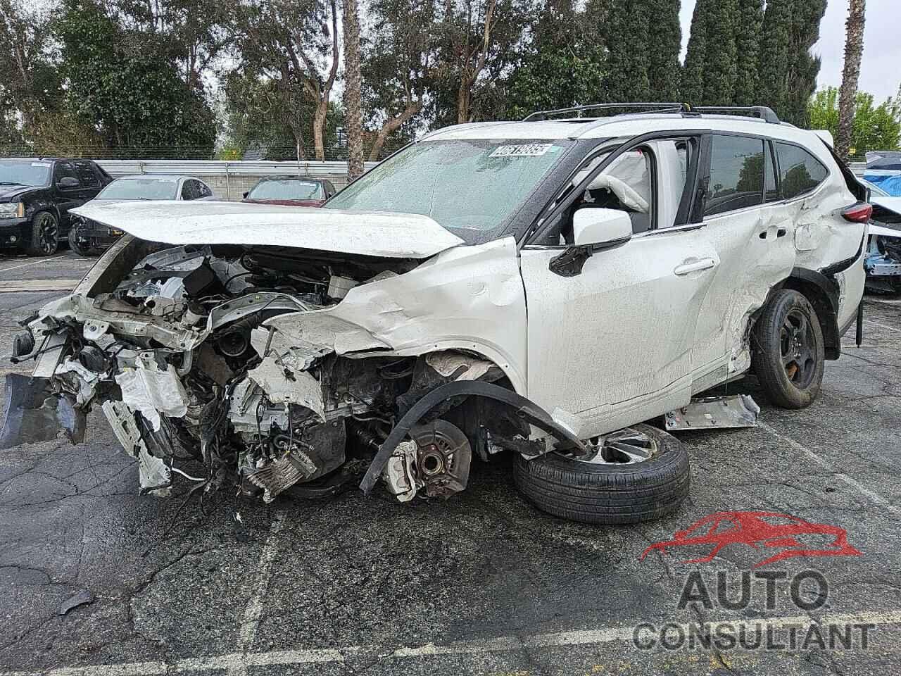 TOYOTA HIGHLANDER 2021 - 5TDHZRAH2MS527719