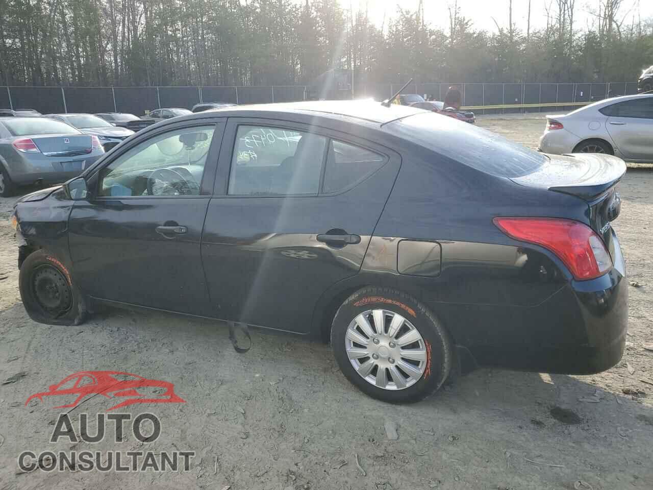 NISSAN VERSA 2017 - 3N1CN7AP4HL868572
