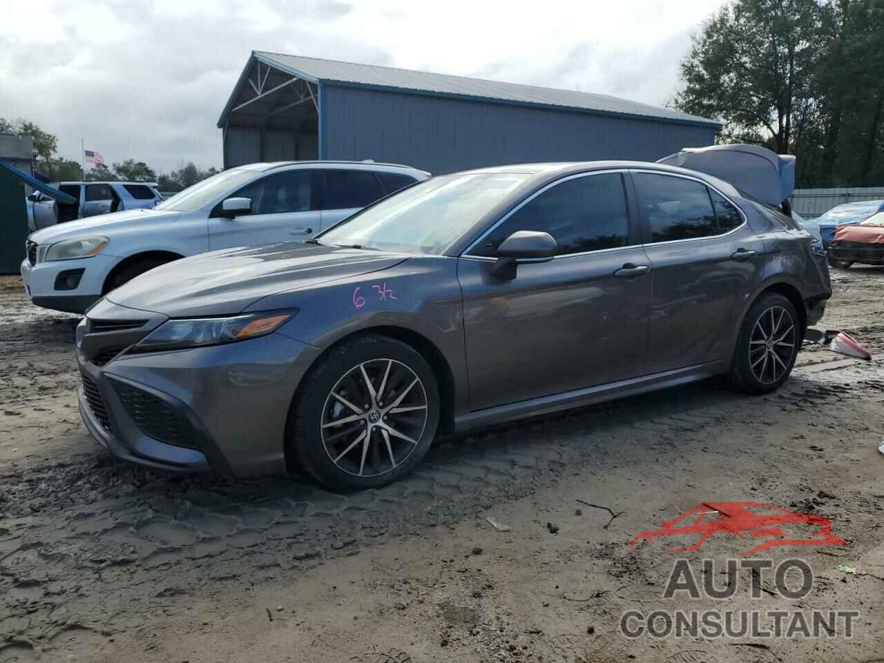 TOYOTA CAMRY 2022 - 4T1G11AK6NU696747