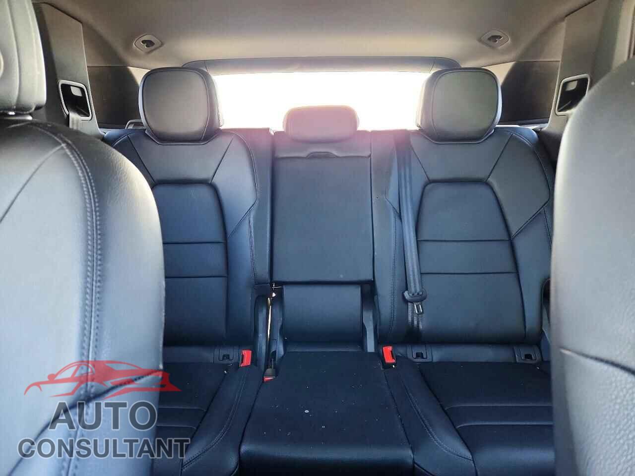 PORSCHE CAYENNE 2024 - WP1AA2AY8RDA01631