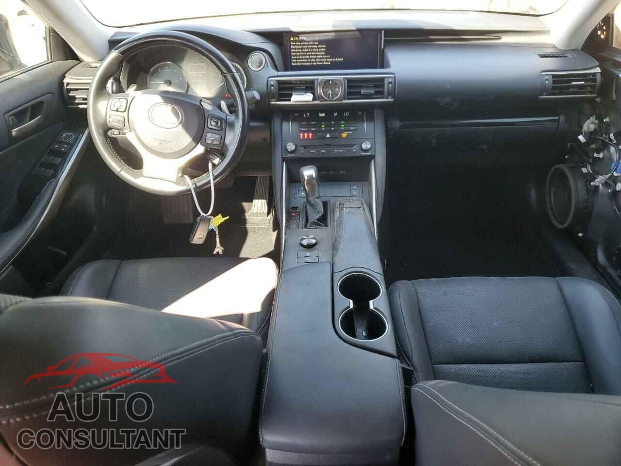LEXUS IS 2017 - JTHBA1D23H5043039