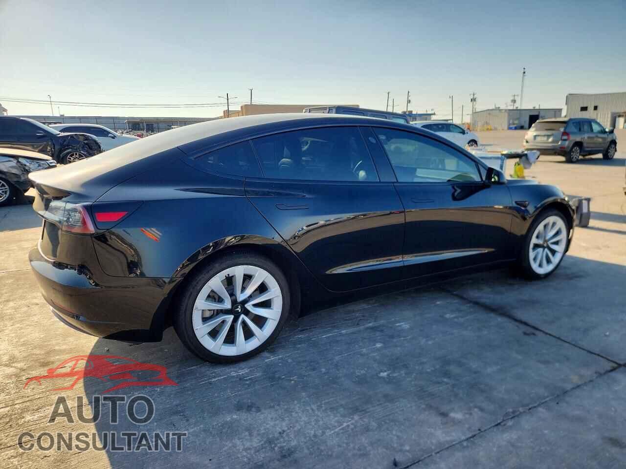 TESLA MODEL 3 2022 - 5YJ3E1EA6NF188053