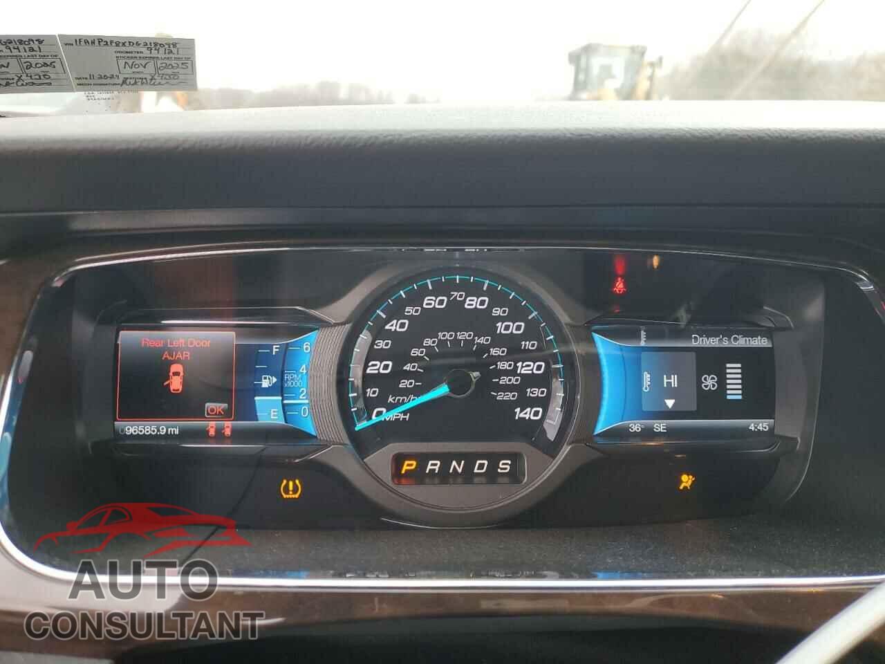 FORD TAURUS 2013 - 1FAHP2F8XDG218098