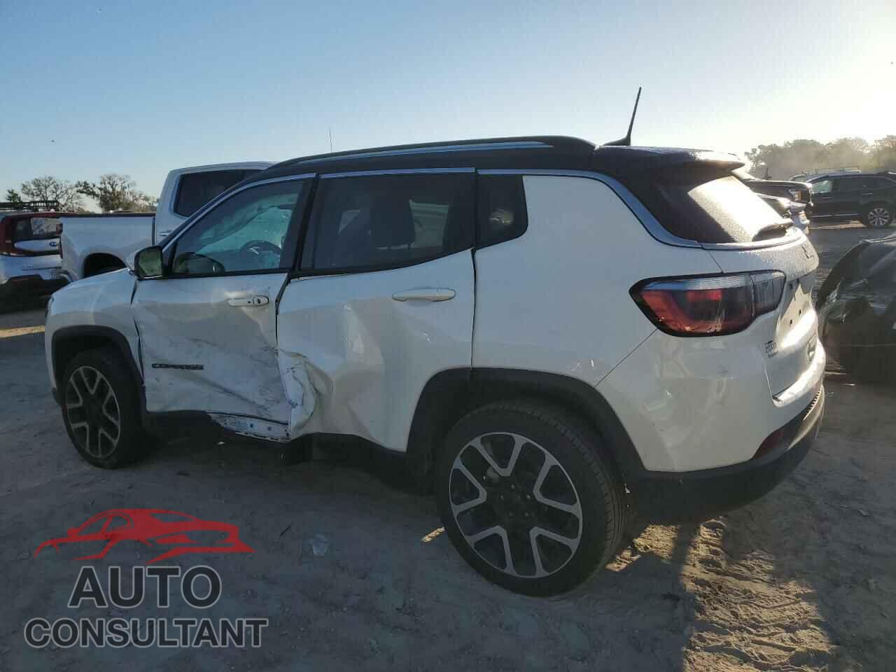 JEEP COMPASS 2018 - 3C4NJCCB5JT248248