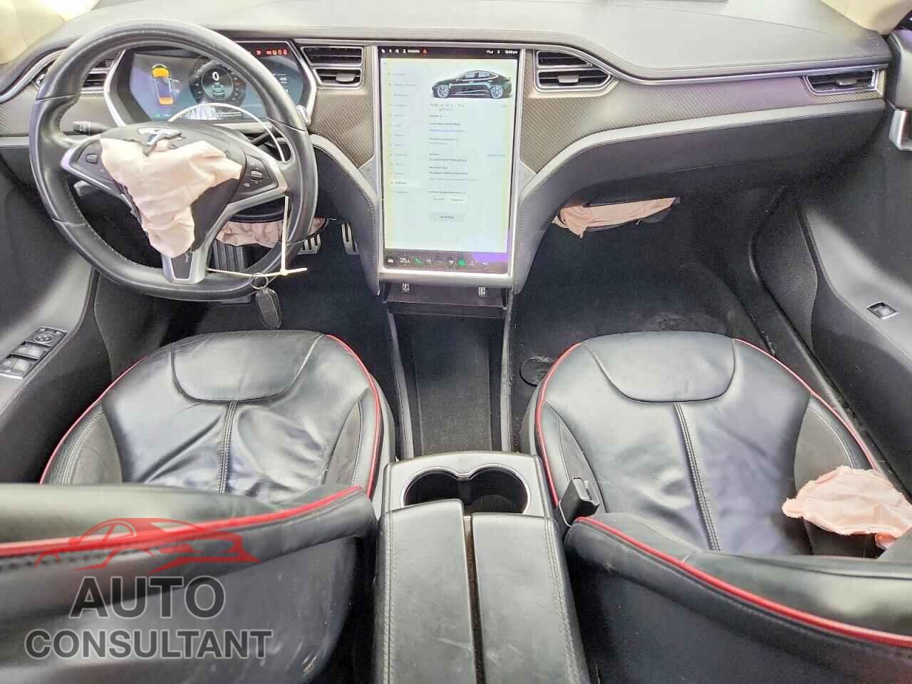 TESLA MODEL S 2013 - 5YJSA1DP9DFP07639