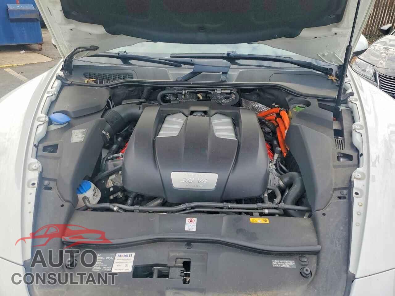 PORSCHE CAYENNE 2012 - WP1AE2A28CLA92574