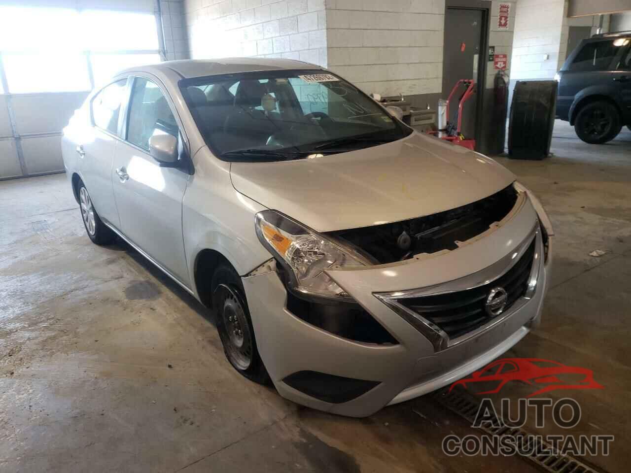 NISSAN VERSA 2018 - 3N1CN7AP6JK401603