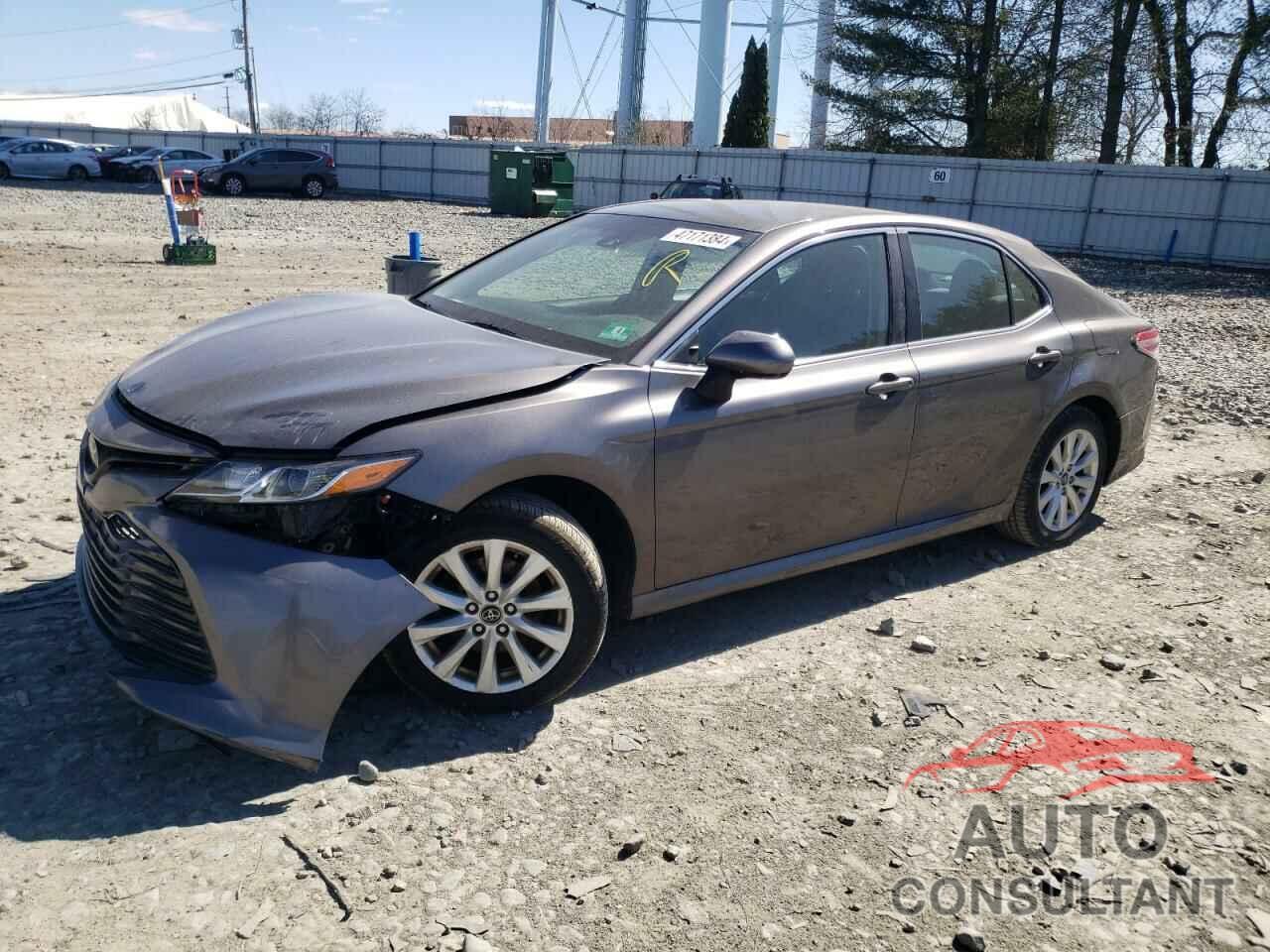 TOYOTA CAMRY 2018 - 4T1B11HK4JU598004