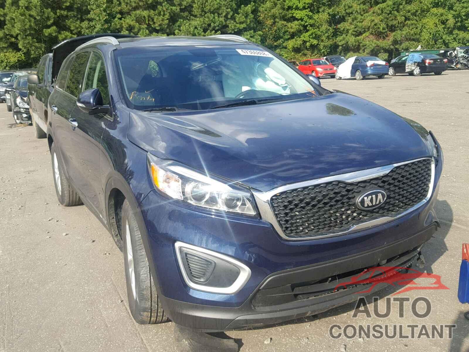 KIA SORENTO LX 2018 - 5XYPGDA53JG413683