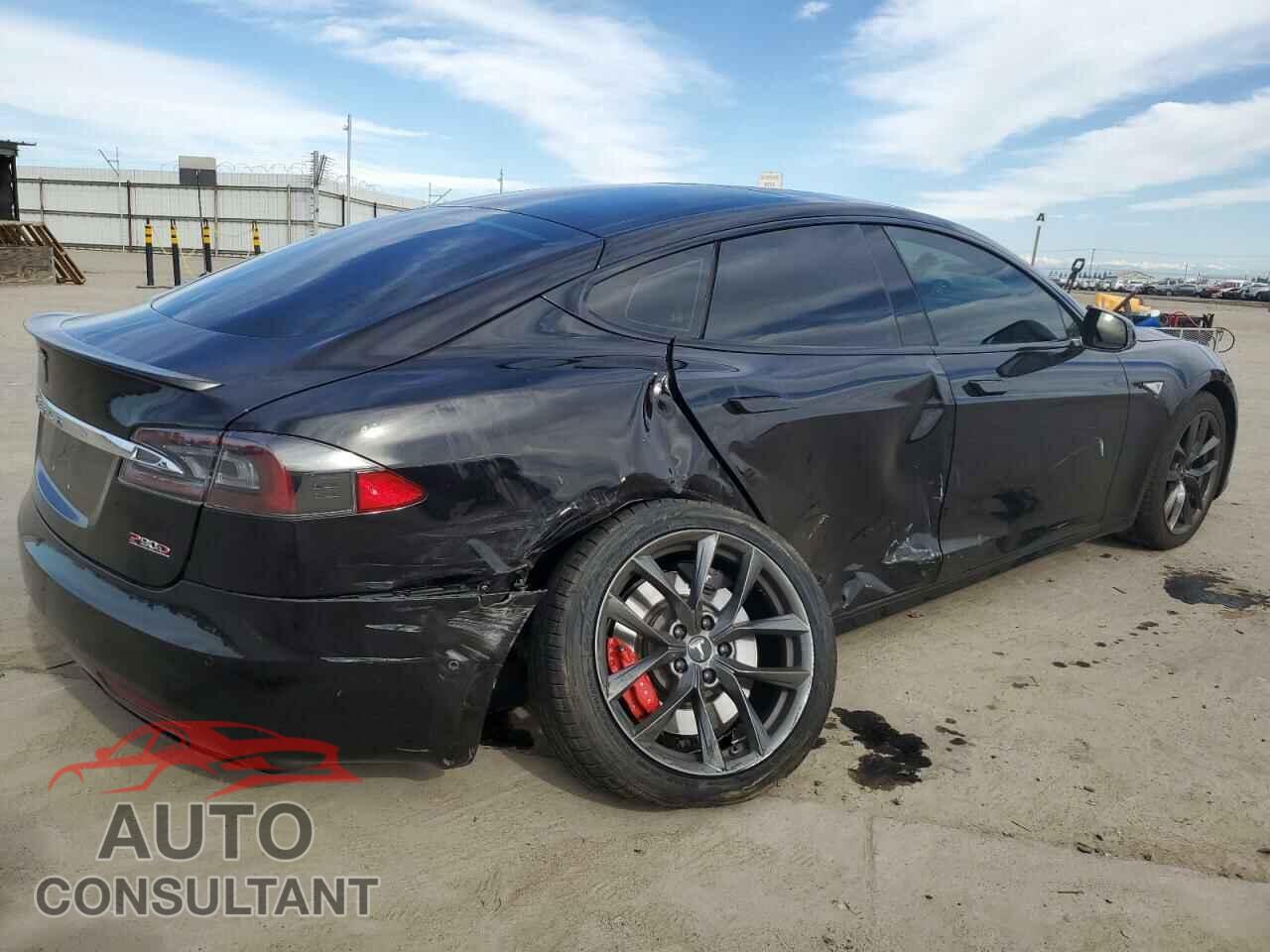 TESLA MODEL S 2016 - 5YJSA1E48GF143703
