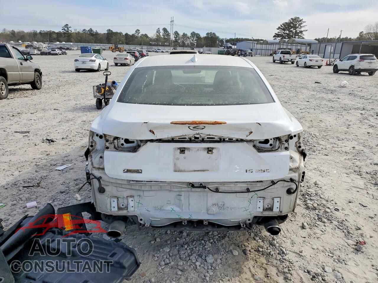 LEXUS IS 2015 - JTHBF1D22F5060249