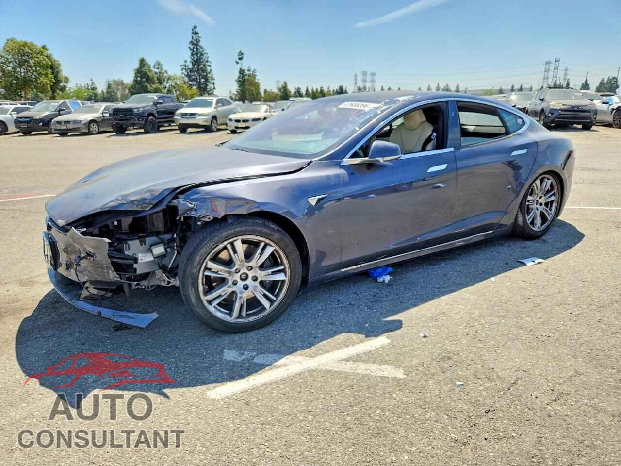 TESLA MODEL S 2020 - 5YJSA1E23LF413896