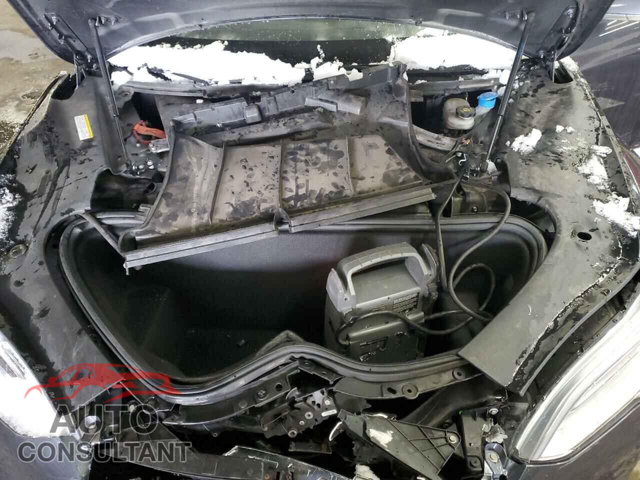 TESLA MODEL S 2017 - 5YJSA1E26HF192348