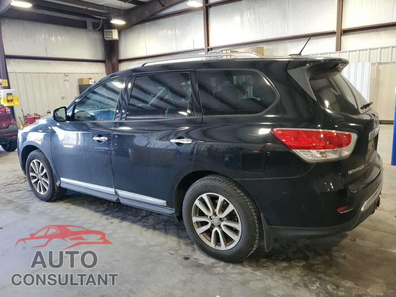 NISSAN PATHFINDER 2014 - 5N1AR2MN0EC671973