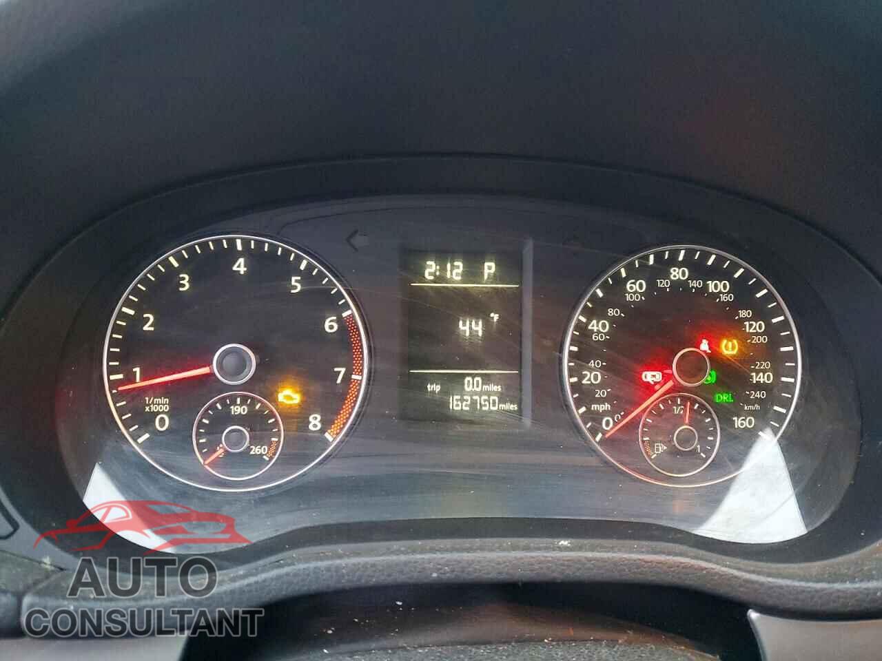 VOLKSWAGEN PASSAT 2014 - 1VWAP7A35EC008437