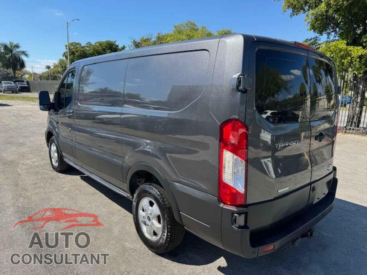 FORD TRANSIT 2020 - 1FTBW1YG0LKA20885