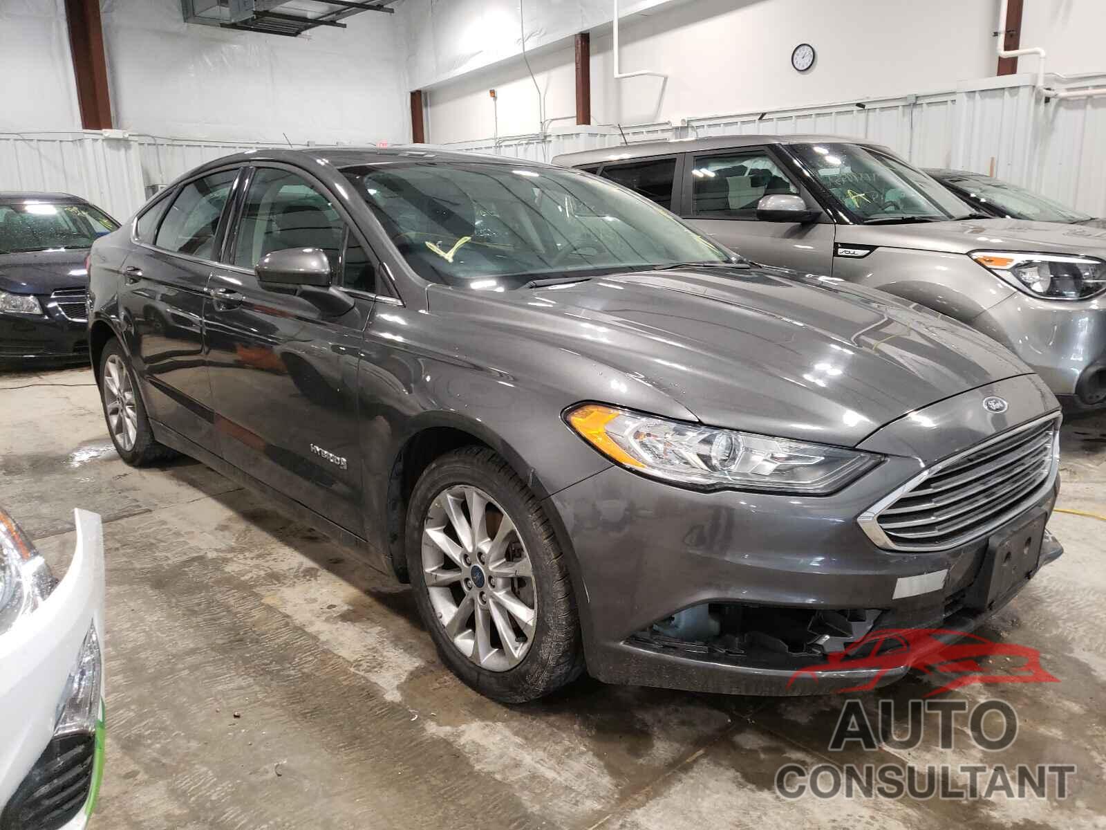 FORD FUSION 2017 - 3FA6P0LU7HR317831