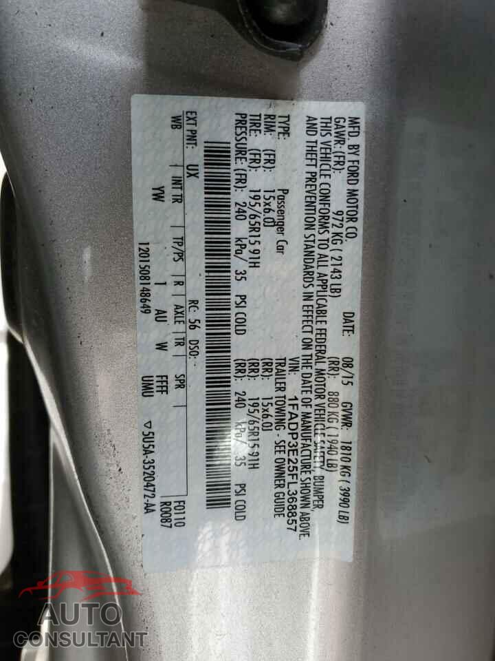 FORD FOCUS 2015 - 1FADP3E25FL368857