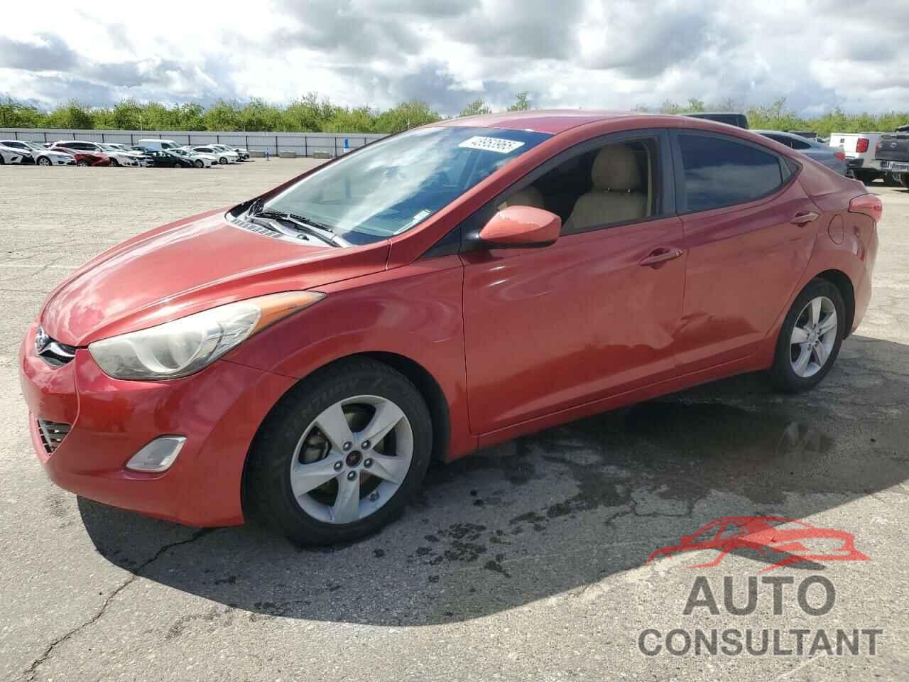 HYUNDAI ELANTRA 2013 - KMHDH4AE8DU710558