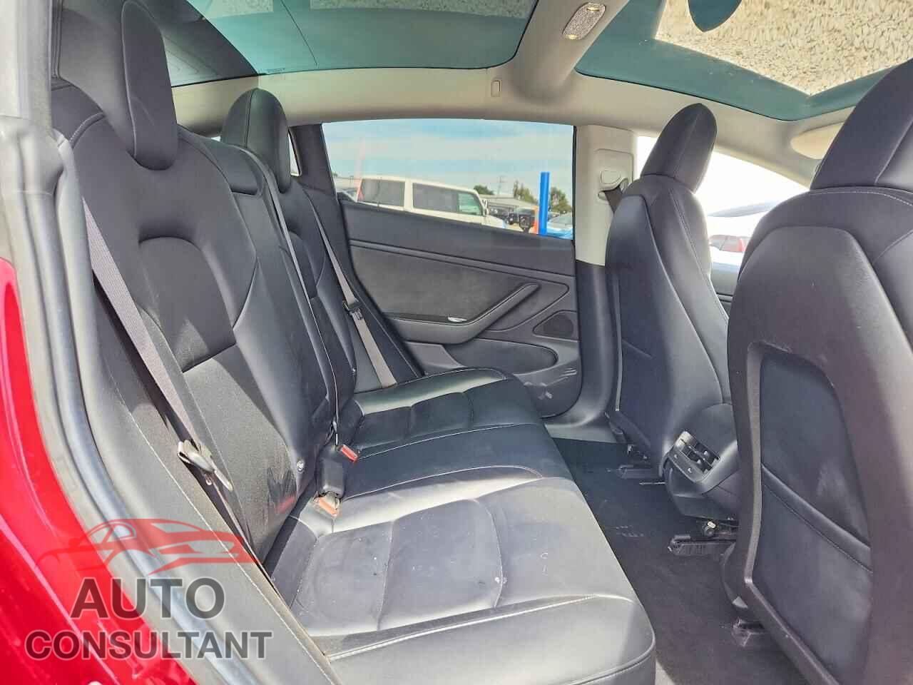 TESLA MODEL 3 2018 - 5YJ3E1EA9JF058066