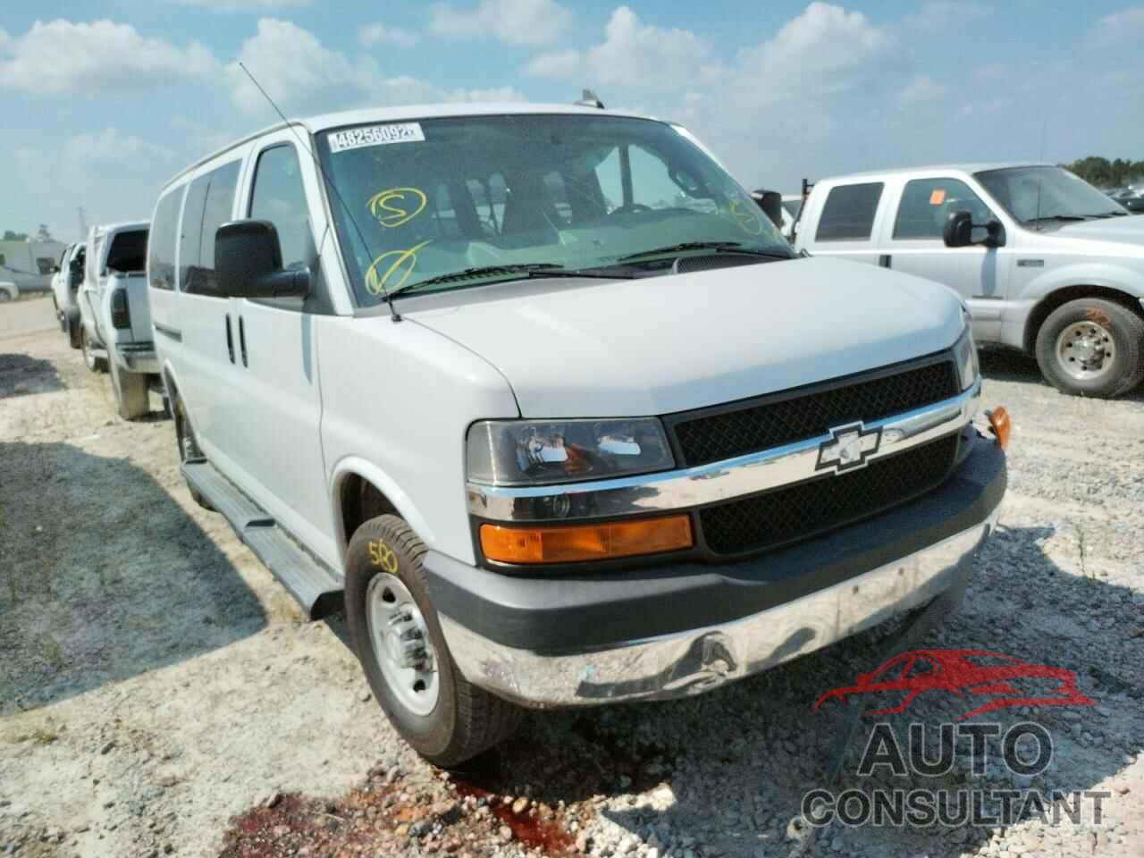 CHEVROLET EXPRESS 2017 - 1GAZGMFG1H1266866