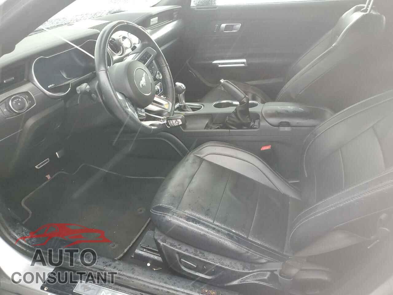 FORD MUSTANG 2021 - 1FA6P8CF1M5117735