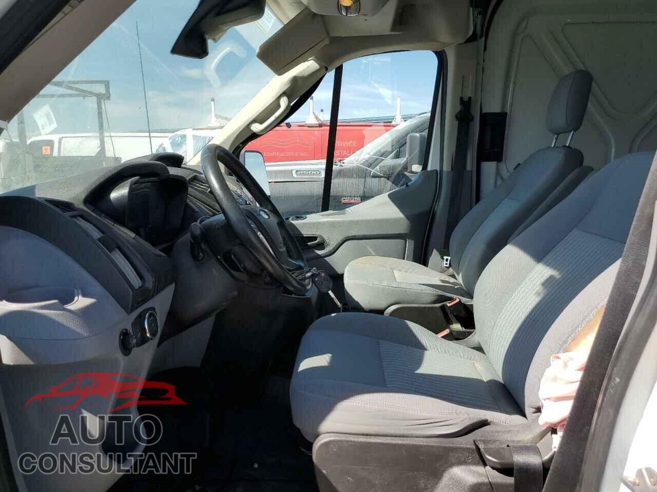 FORD TRANSIT 2017 - 1FTYR2CM1HKA57813