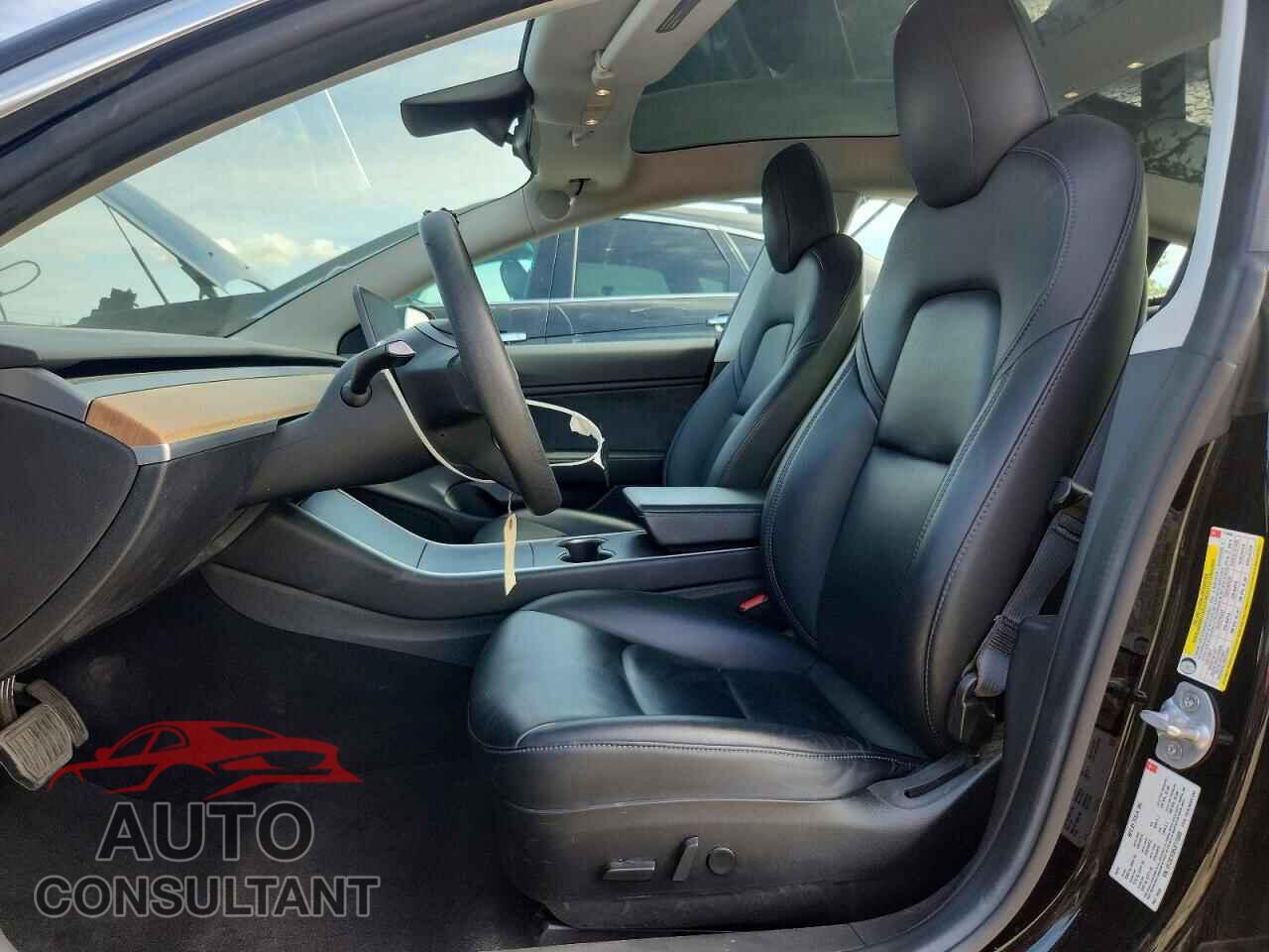 TESLA MODEL 3 2018 - 5YJ3E1EB5JF113086