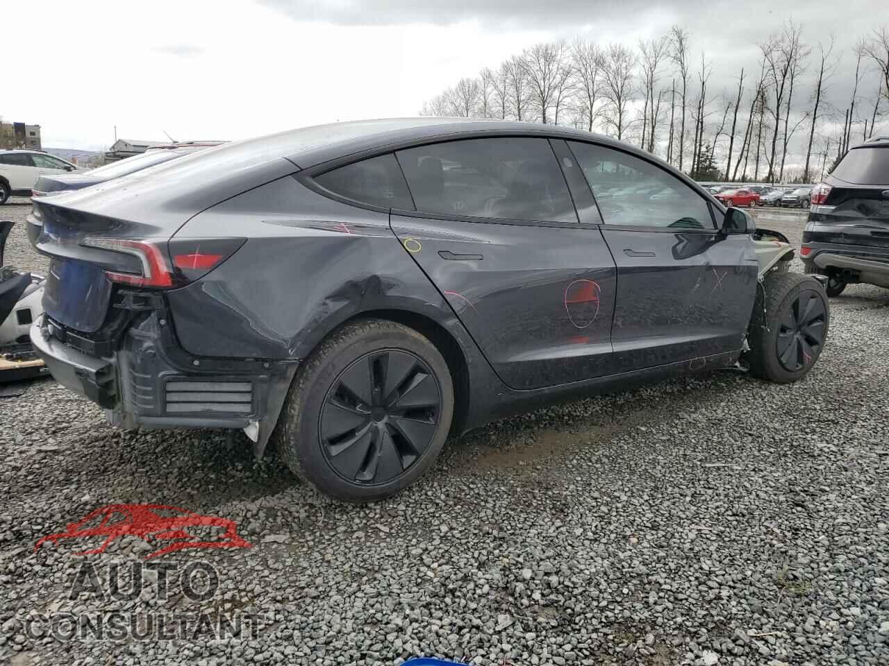 TESLA MODEL 3 2025 - 5YJ3E1EA5SF889727