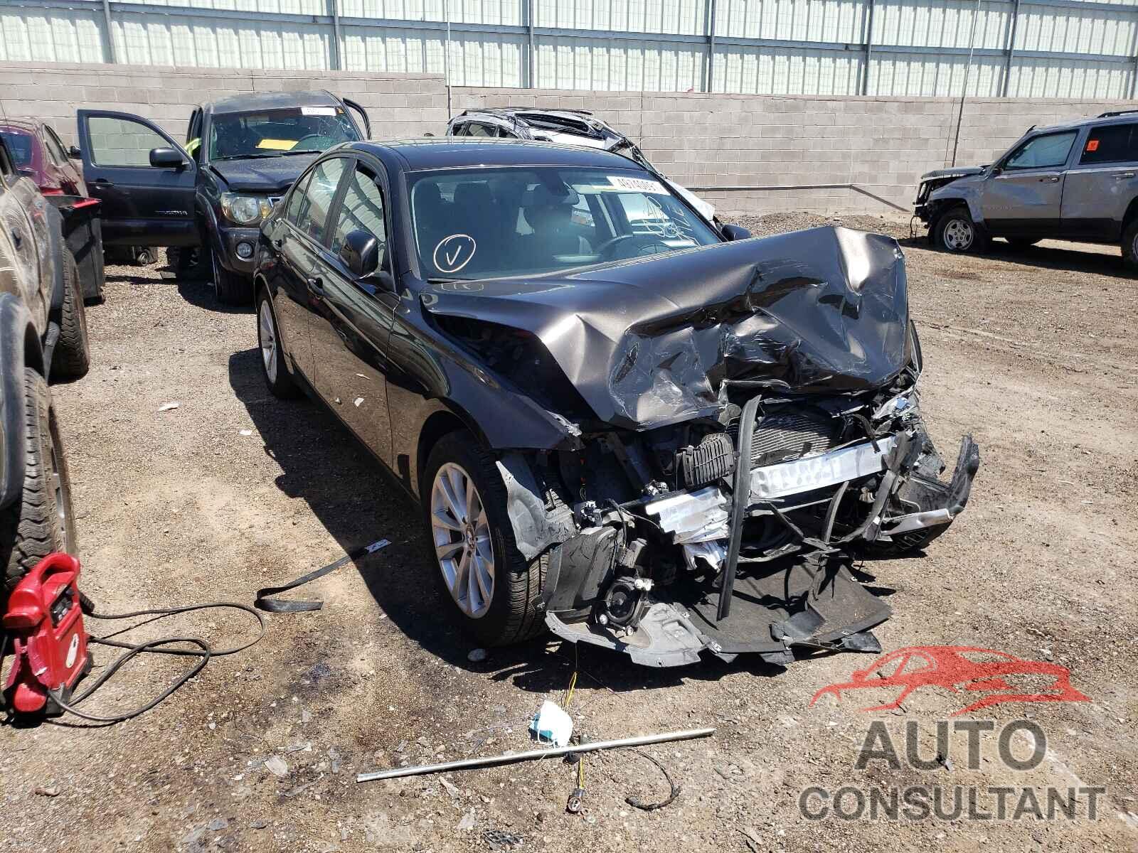 BMW 3 SERIES 2017 - WBA8E1G32HNU15794