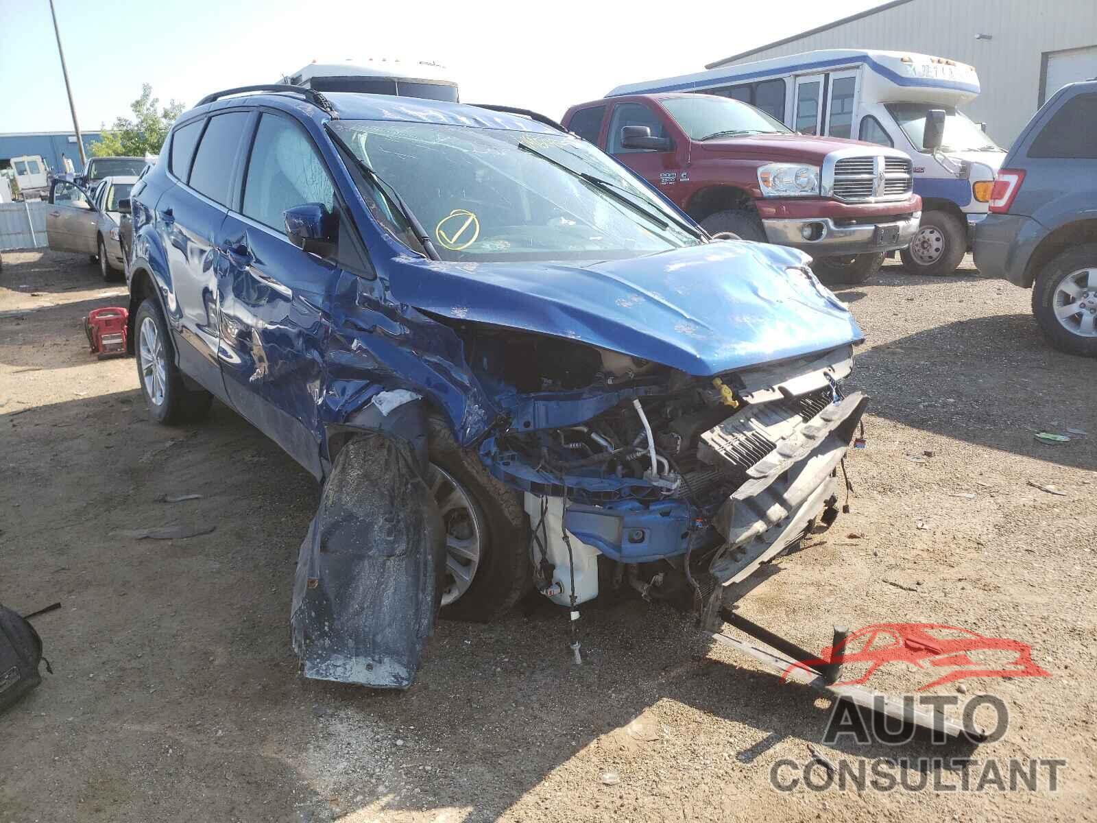 FORD ESCAPE 2017 - 1FMCU9GD5HUC86748