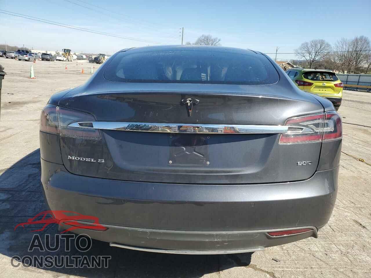 TESLA MODEL S 2015 - 5YJSA1E29FF119035