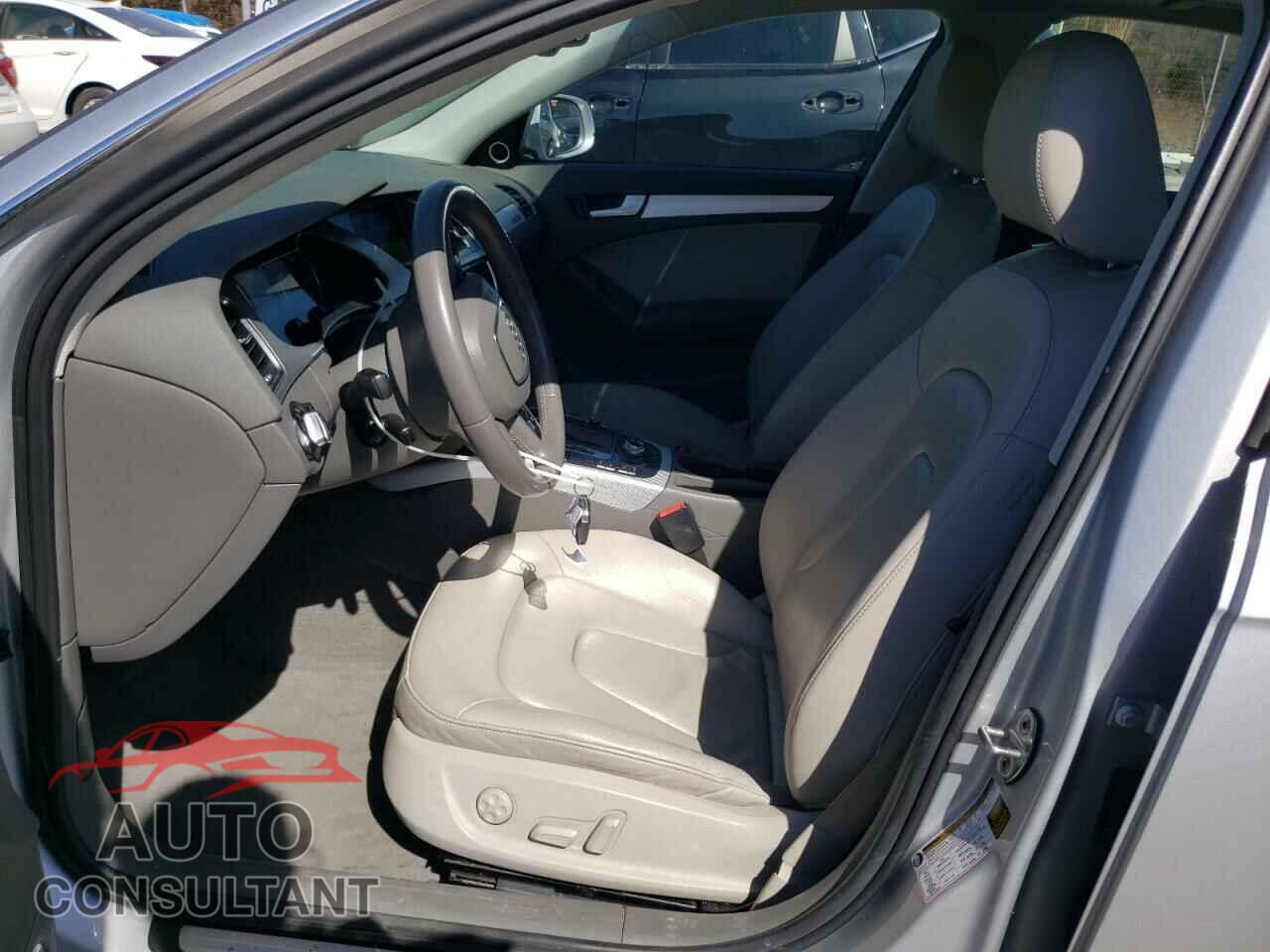 AUDI A4 2012 - WAUFFAFL7CN018175