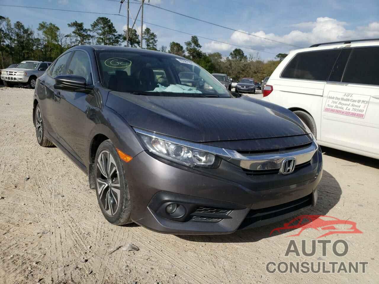 HONDA CIVIC 2018 - JHMFC1F31JX013548