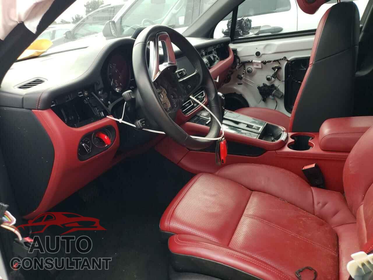 PORSCHE MACAN 2022 - WP1AA2A57NLB05047