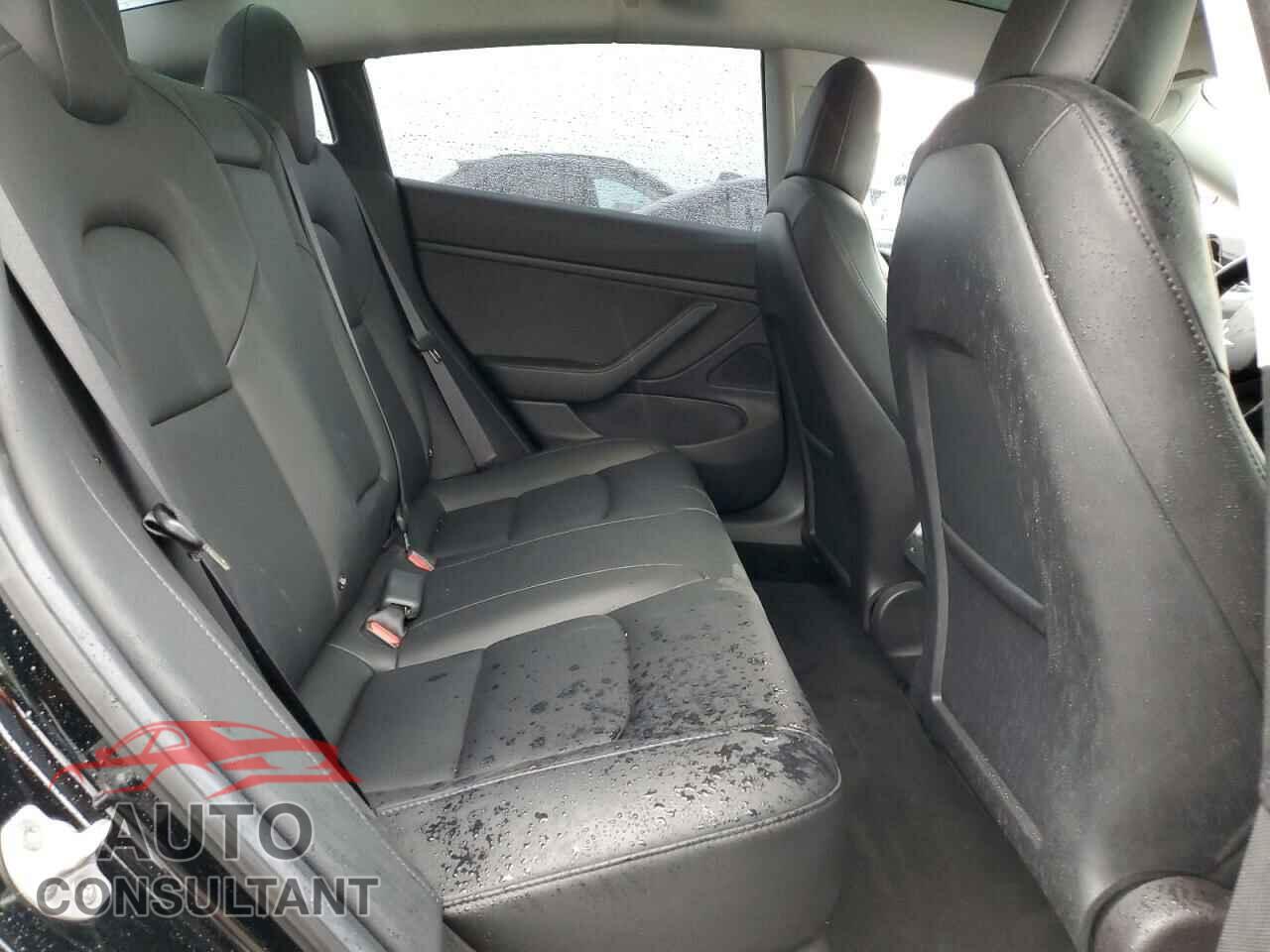 TESLA MODEL 3 2018 - 5YJ3E1EA7JF173054