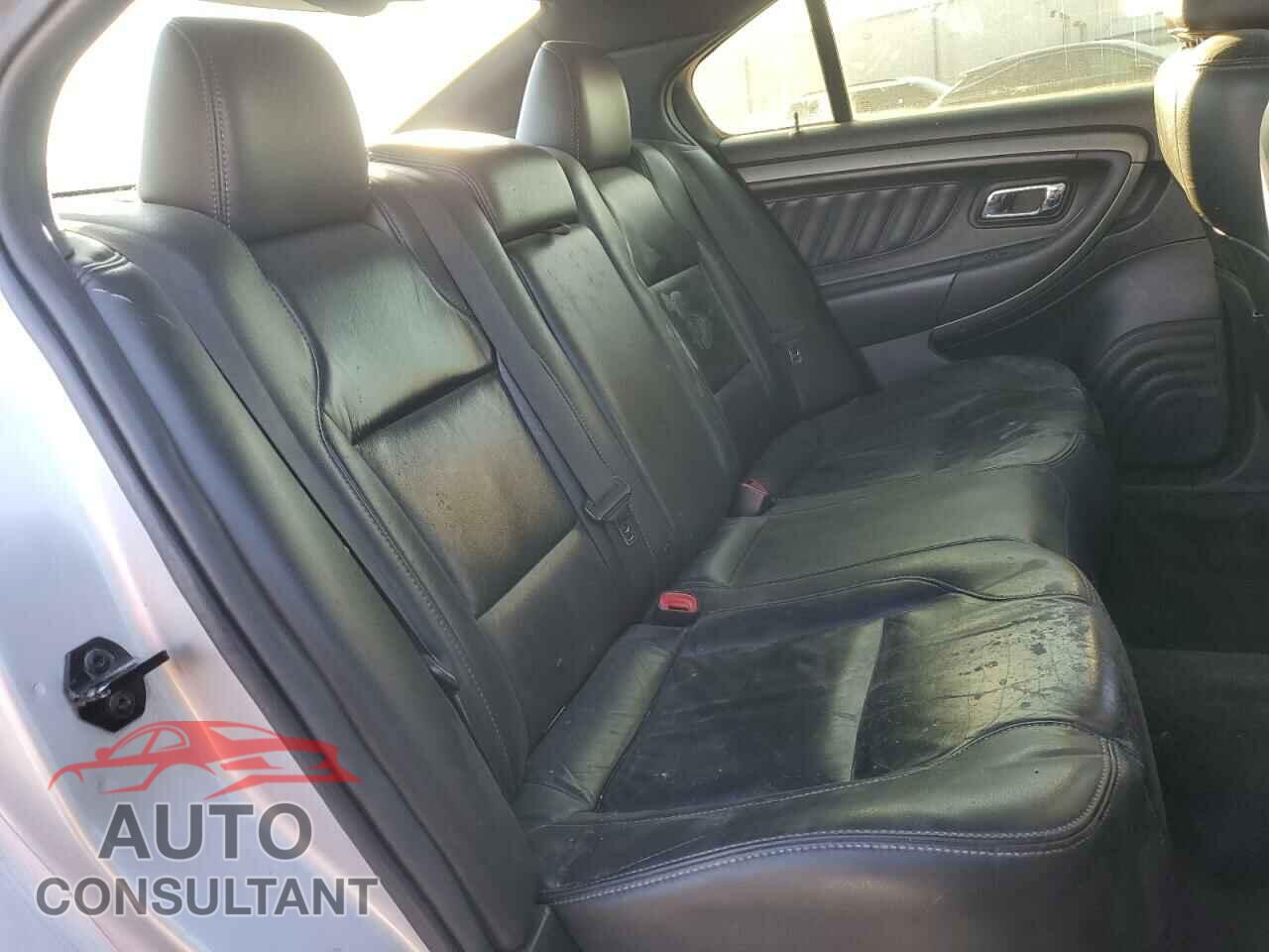 FORD TAURUS 2013 - 1FAHP2E83DG221541