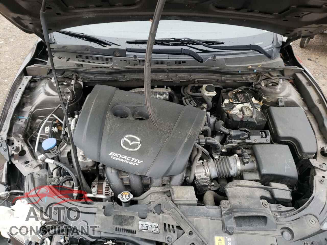 MAZDA 3 2017 - 3MZBN1W38HM127084