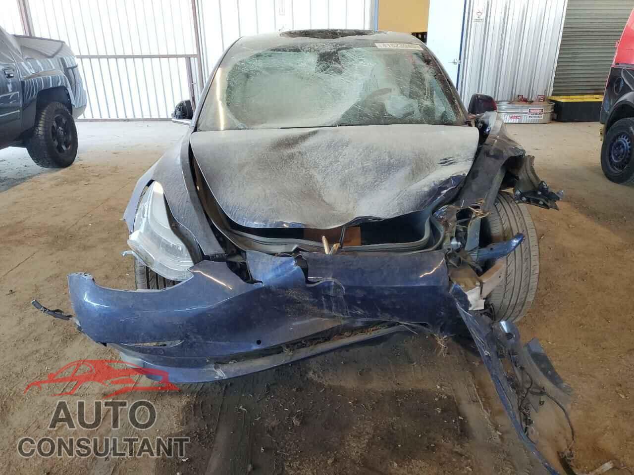 TESLA MODEL 3 2019 - 5YJ3E1EB0KF391105