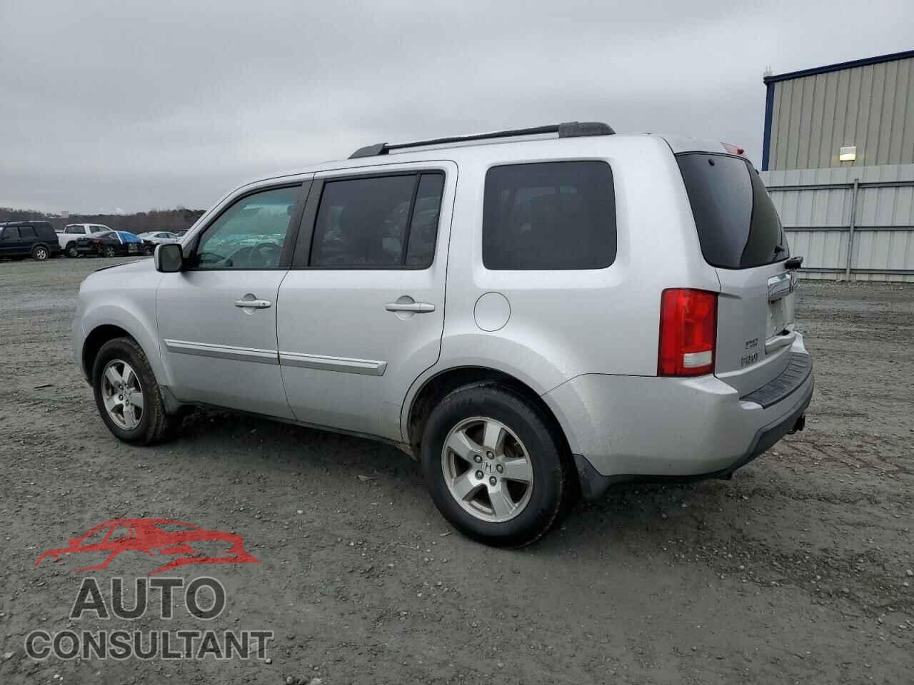 HONDA PILOT 2009 - 5FNYF38519B013843