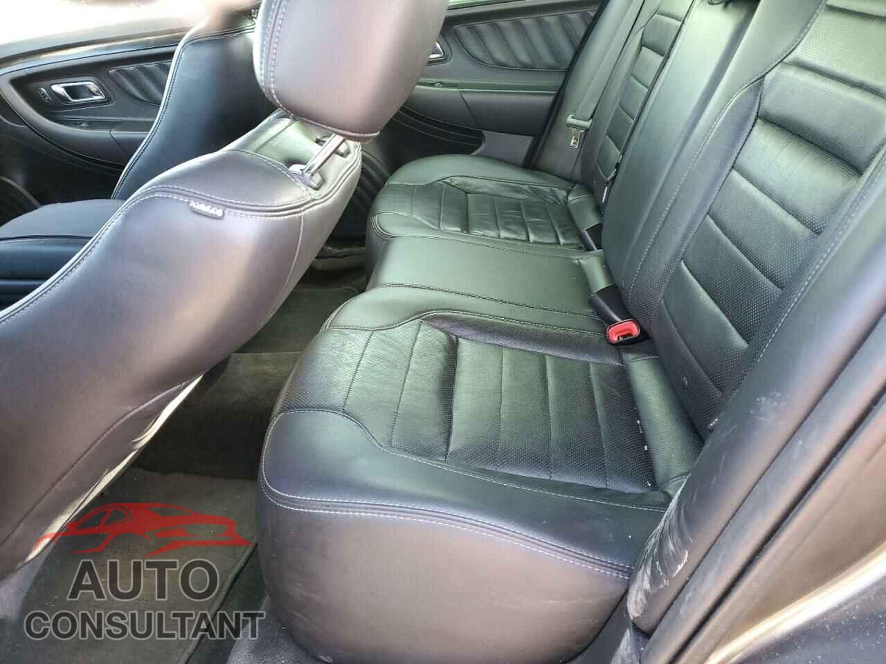 FORD TAURUS 2015 - 1FAHP2KT1FG182797