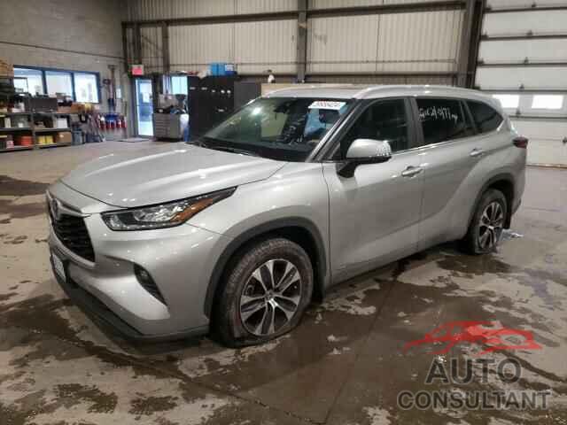 TOYOTA HIGHLANDER 2023 - 5TDKBRCH2PS577645