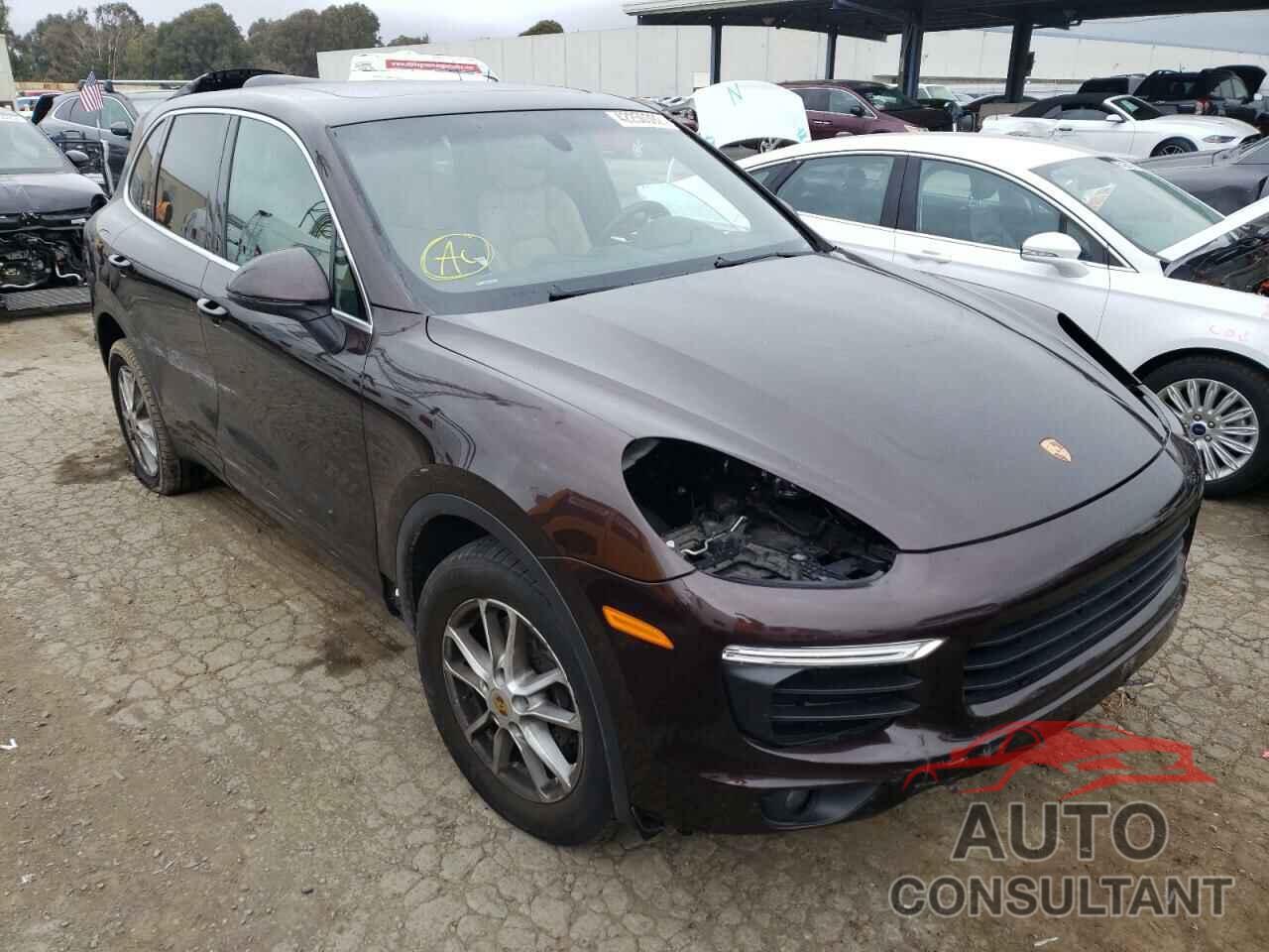 PORSCHE CAYENNE 2017 - WP1AA2A23HKA89526