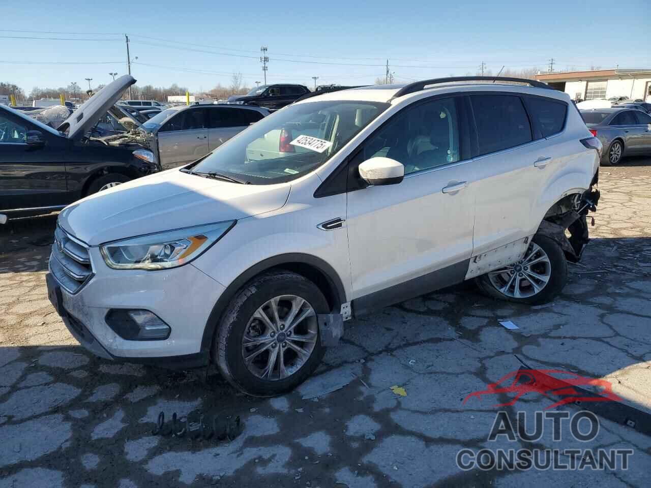 FORD ESCAPE 2017 - 1FMCU9GD0HUB52858