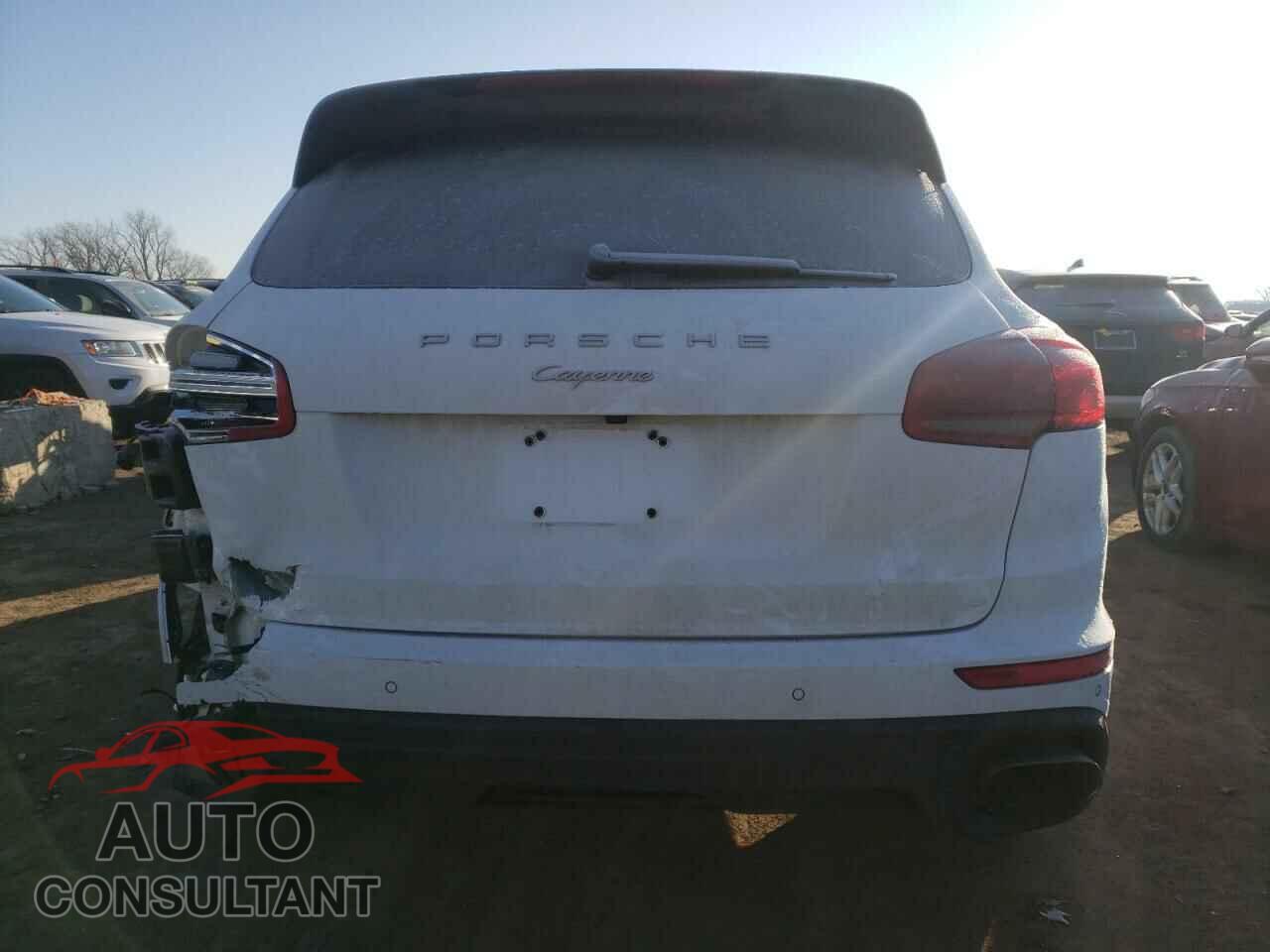 PORSCHE CAYENNE 2017 - WP1AA2A26HKA83610