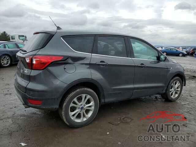 FORD ESCAPE 2019 - 1FMCU9GD2KUB91930